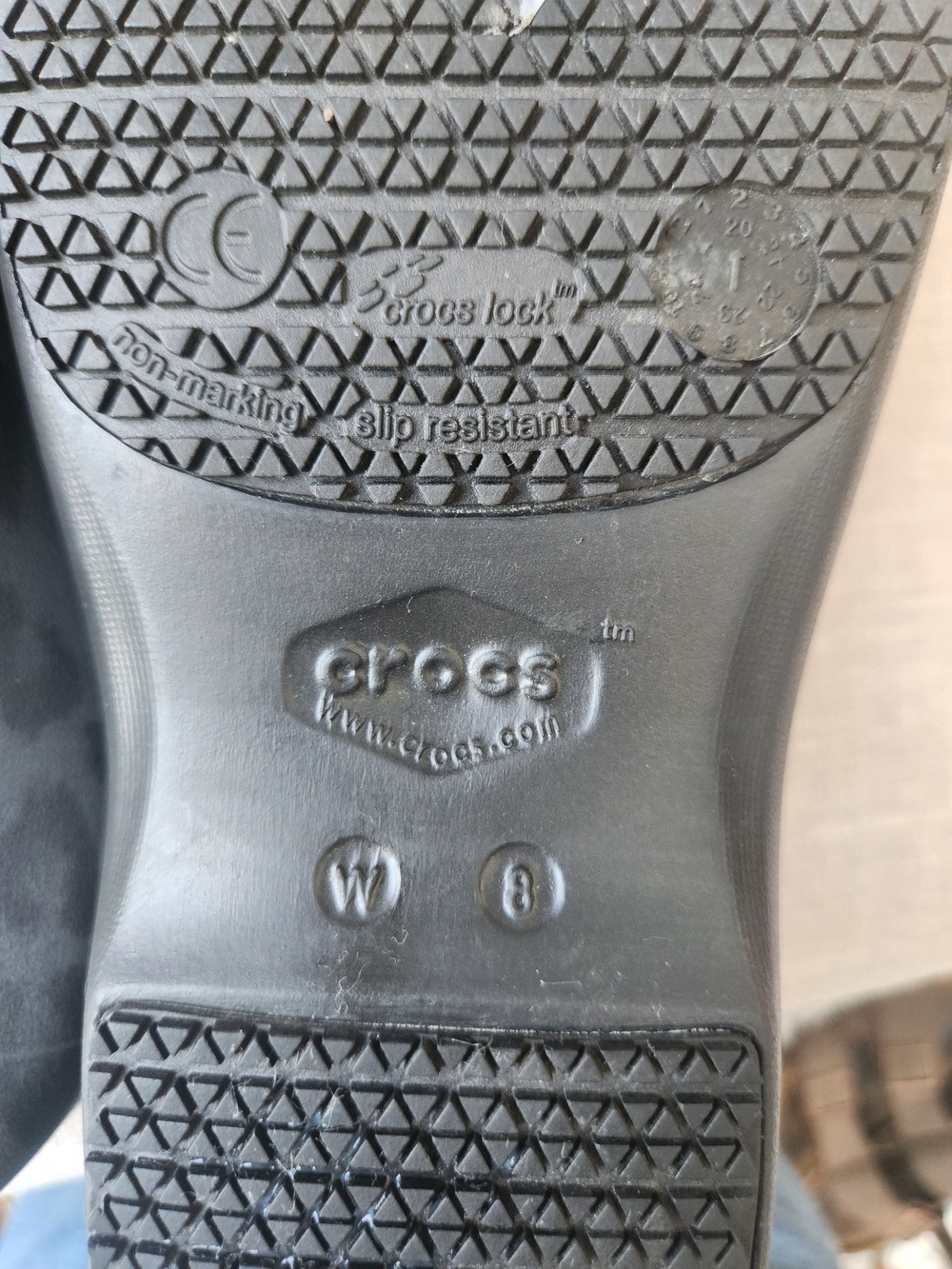 CROCS Women's Slip In Clogs Charcoal Leopard-Print Black And Gray Dual Comfort - Picture 2 of 8